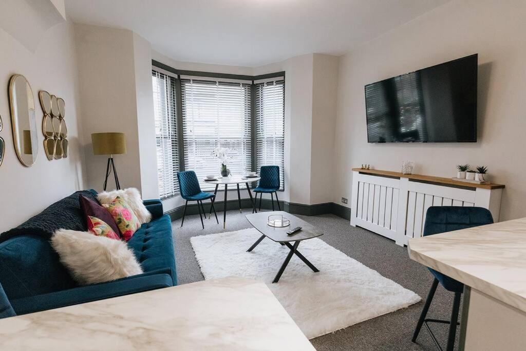 Grove House No.07 - Luxury Apartment Close To The Llandudno Beach Exterior photo