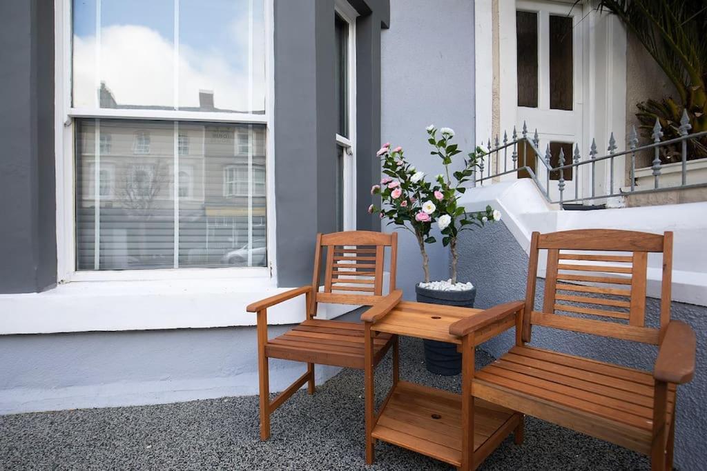 Grove House No.07 - Luxury Apartment Close To The Llandudno Beach Exterior photo