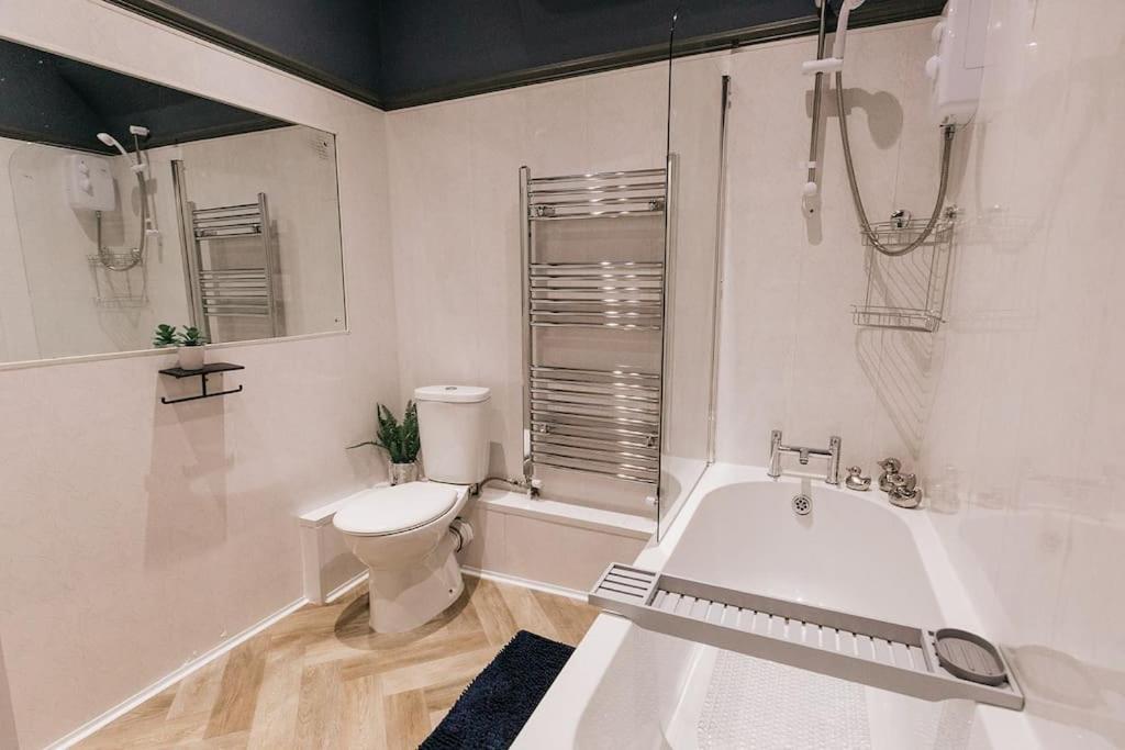 Grove House No.07 - Luxury Apartment Close To The Llandudno Beach Exterior photo
