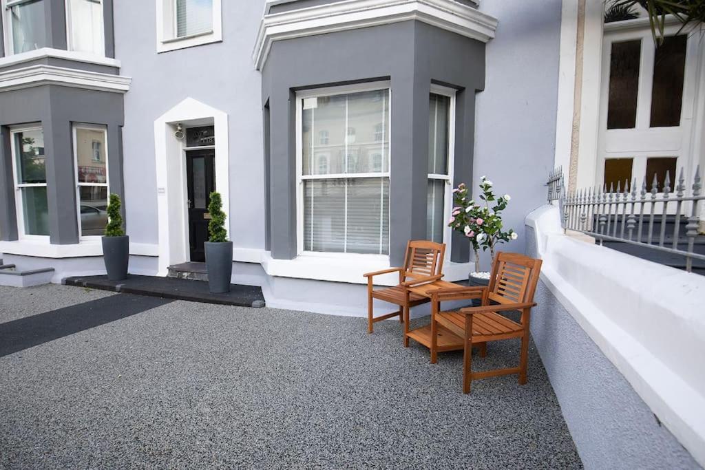 Grove House No.07 - Luxury Apartment Close To The Llandudno Beach Exterior photo